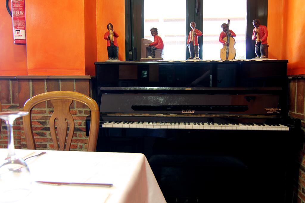 Hotel Rural Hojaranzos Tejeda de Tiétar 외부 사진